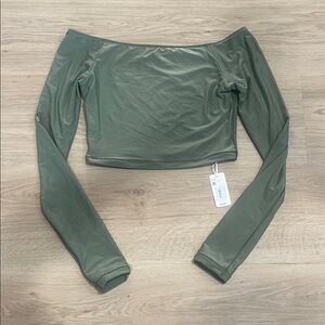 Aerie Smoothez Off-Shoulder Long Sleeve Crop Top